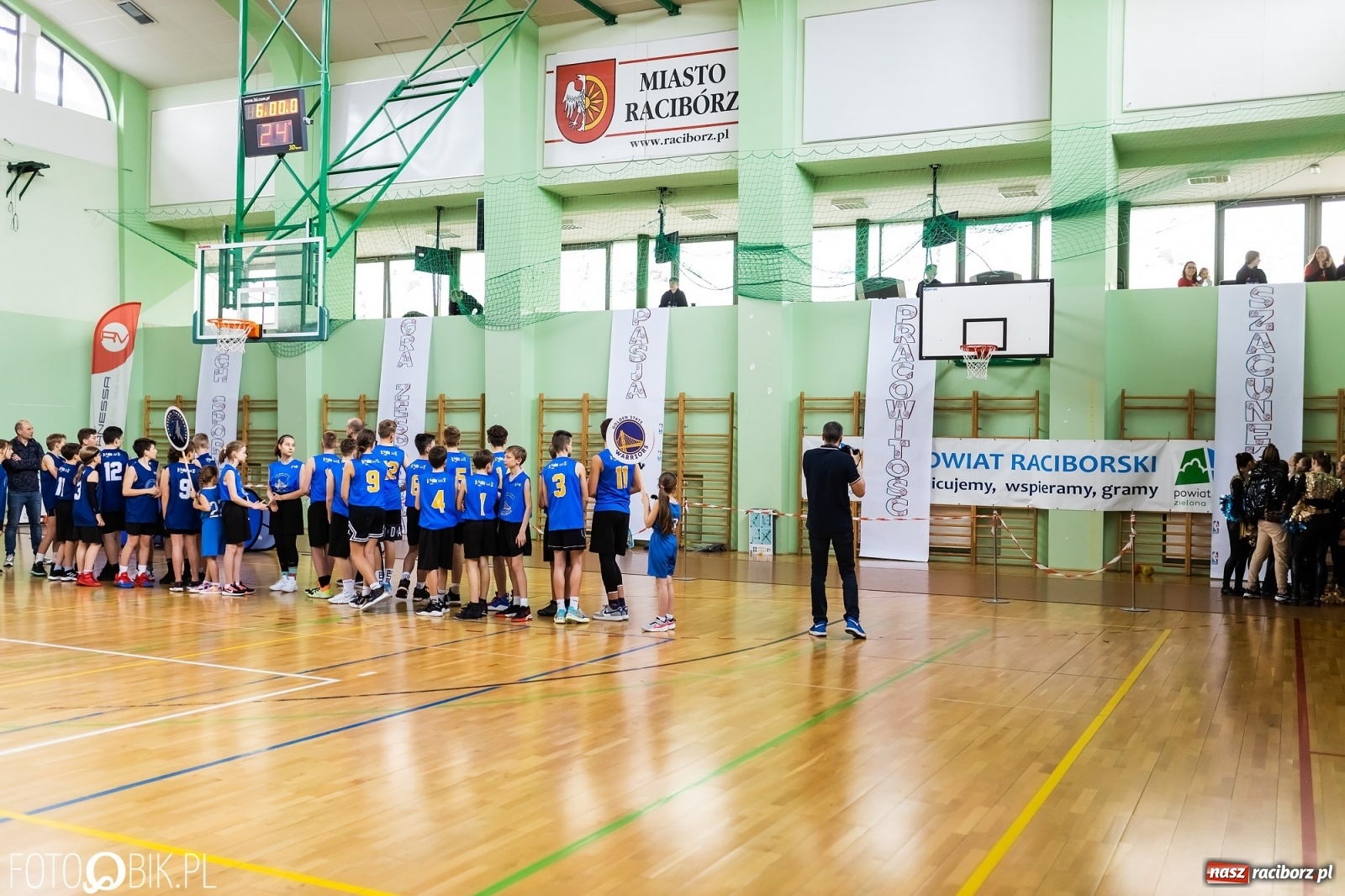 Zdjęcie w galerii na portalu naszraciborz.pl: Finał Konferencji Zachodniej Junior NBA w Arenie Rafako wiadomości z regionu