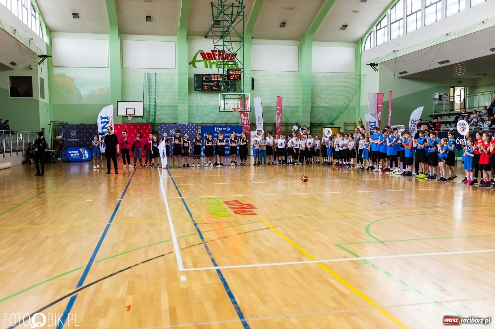 Zdjęcie w galerii na portalu naszraciborz.pl: Finał Konferencji Zachodniej Junior NBA w Arenie Rafako wiadomości z regionu