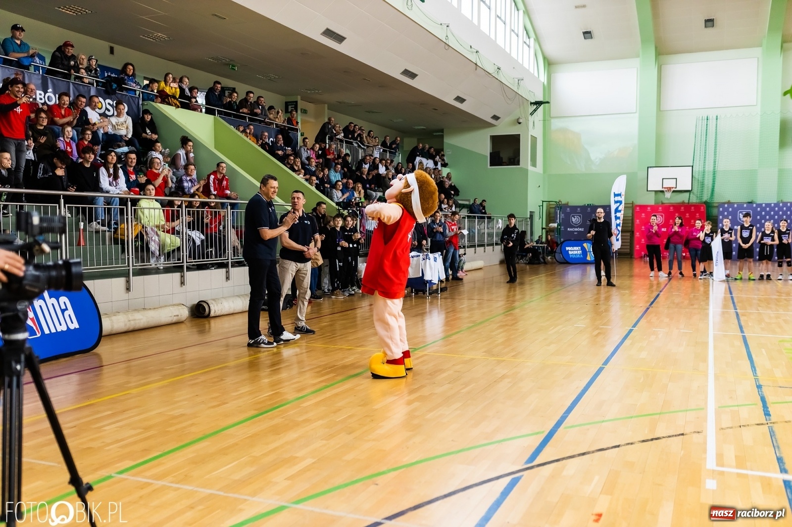 Zdjęcie w galerii na portalu naszraciborz.pl: Finał Konferencji Zachodniej Junior NBA w Arenie Rafako wiadomości z regionu