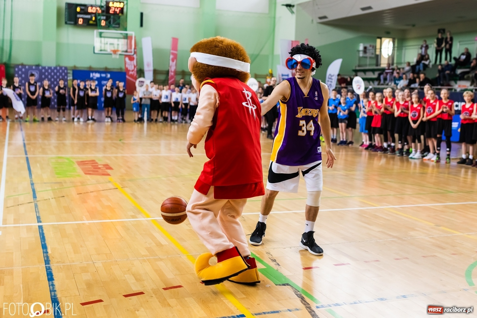 Zdjęcie w galerii na portalu naszraciborz.pl: Finał Konferencji Zachodniej Junior NBA w Arenie Rafako wiadomości z regionu