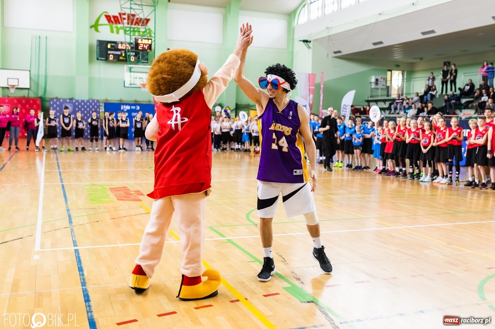 Zdjęcie w galerii na portalu naszraciborz.pl: Finał Konferencji Zachodniej Junior NBA w Arenie Rafako wiadomości z regionu