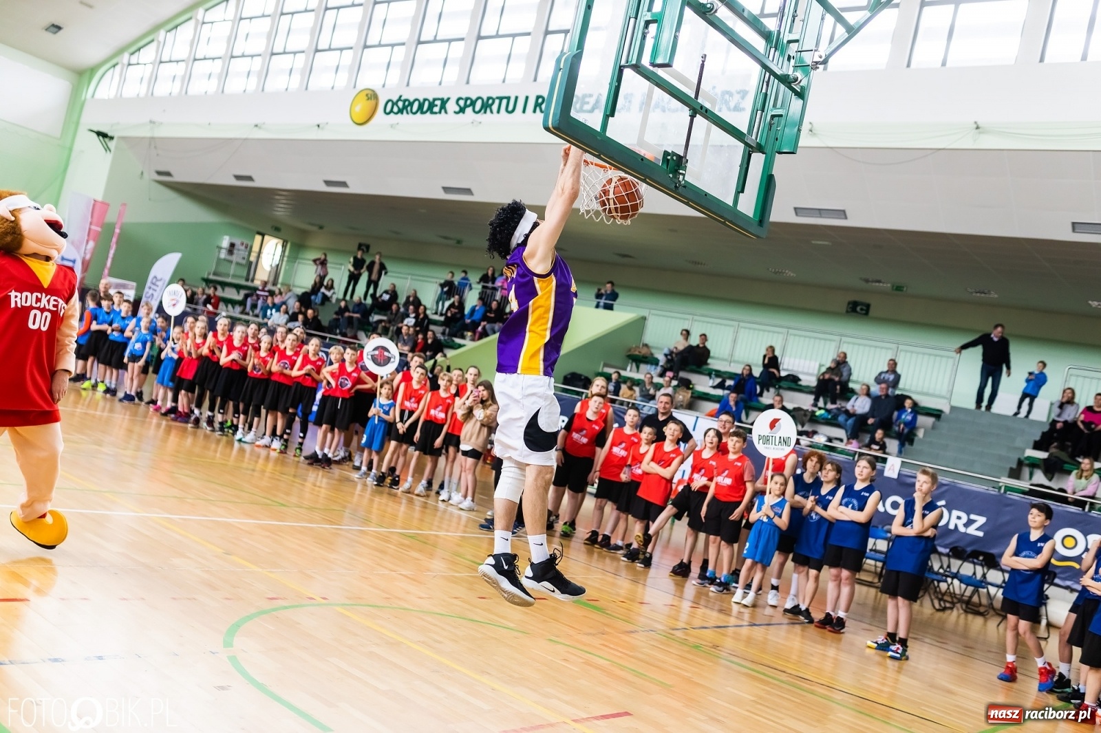 Zdjęcie w galerii na portalu naszraciborz.pl: Finał Konferencji Zachodniej Junior NBA w Arenie Rafako wiadomości z regionu