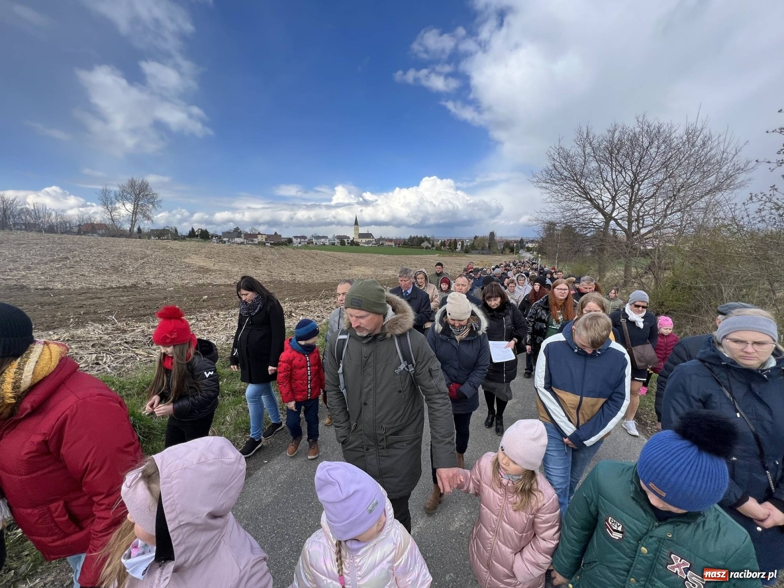 Zdjęcie w galerii na portalu naszraciborz.pl: Misterium Męki Pańskiej w Krzyżanowicach [FOTO i WIDEO] wiadomości z regionu