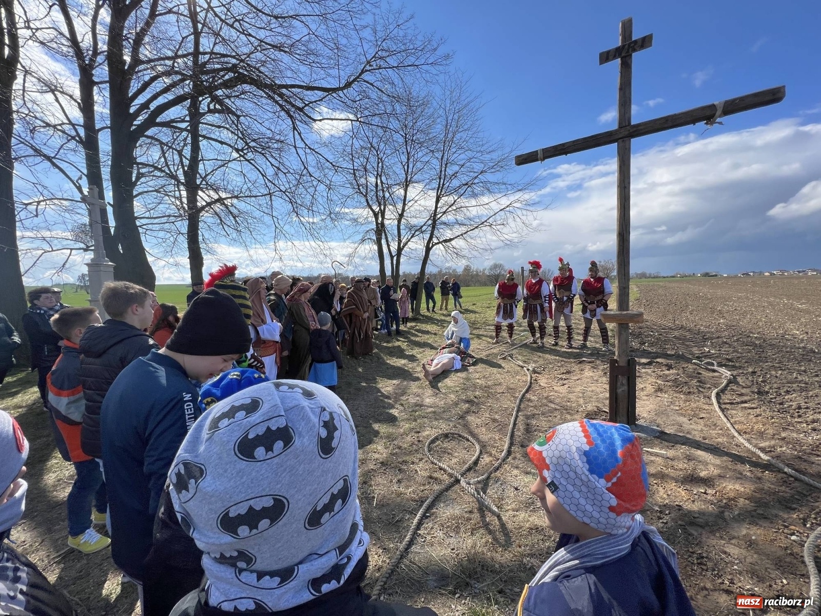 Zdjęcie w galerii na portalu naszraciborz.pl: Misterium Męki Pańskiej w Krzyżanowicach [FOTO i WIDEO] wiadomości z regionu