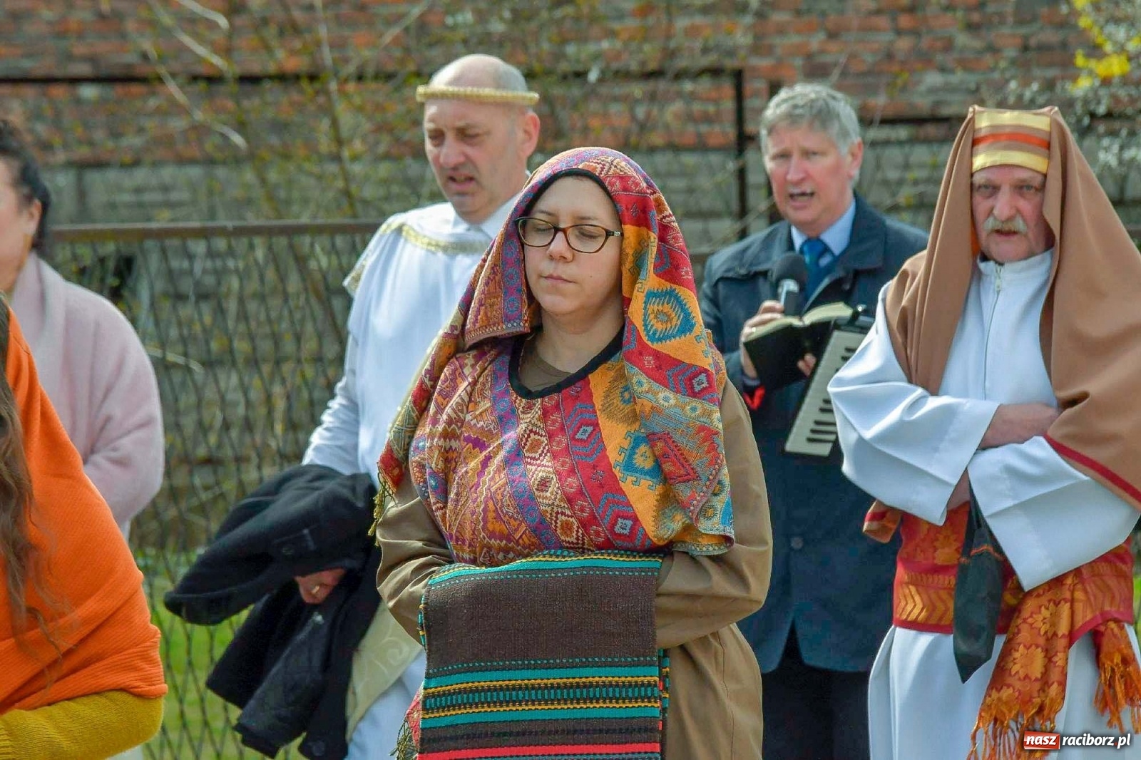 Zdjęcie w galerii na portalu naszraciborz.pl: Misterium Męki Pańskiej w Krzyżanowicach [FOTO i WIDEO] wiadomości z regionu