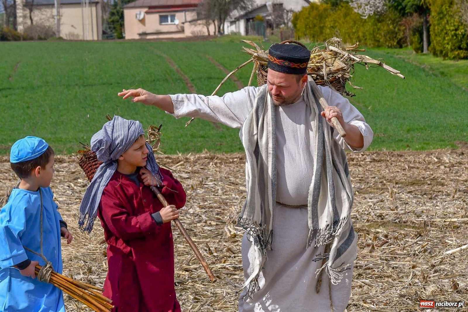 Zdjęcie w galerii na portalu naszraciborz.pl: Misterium Męki Pańskiej w Krzyżanowicach [FOTO i WIDEO] wiadomości z regionu