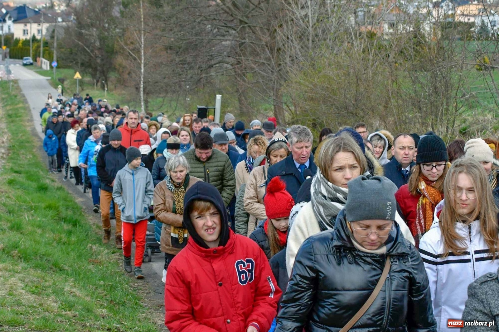 Zdjęcie w galerii na portalu naszraciborz.pl: Misterium Męki Pańskiej w Krzyżanowicach [FOTO i WIDEO] wiadomości z regionu