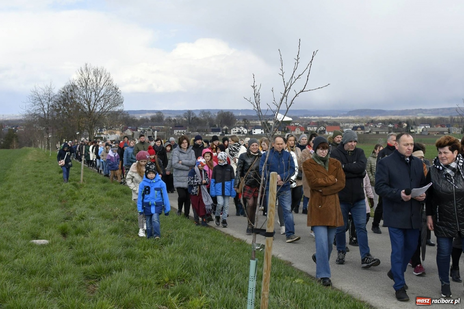 Zdjęcie w galerii na portalu naszraciborz.pl: Misterium Męki Pańskiej w Krzyżanowicach [FOTO i WIDEO] wiadomości z regionu