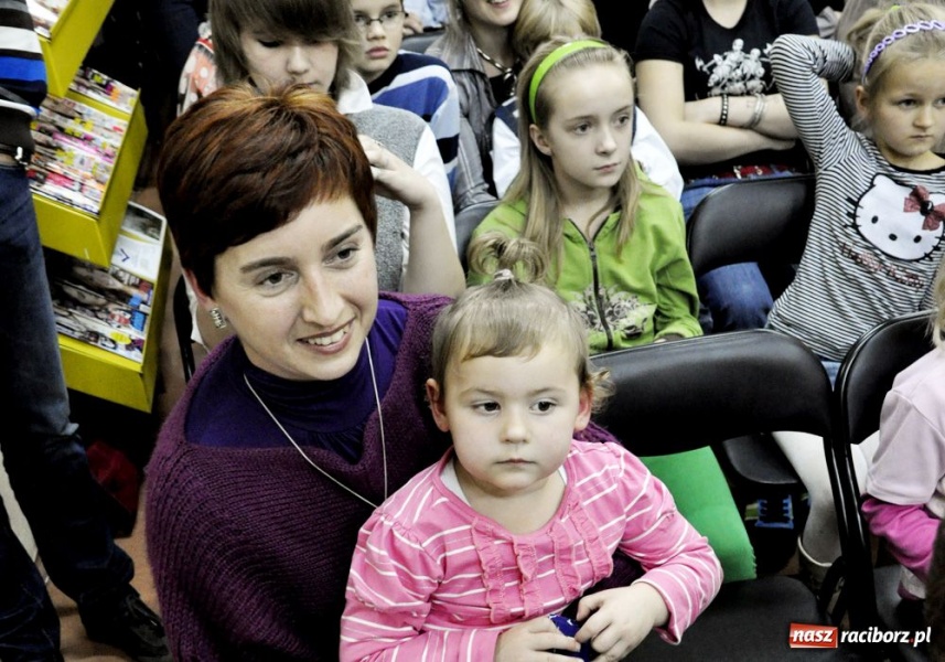 Zdjęcie w galerii na portalu naszraciborz.pl: Skrzaty, strzygi, czarodzieje czyli... wiadomości z regionu