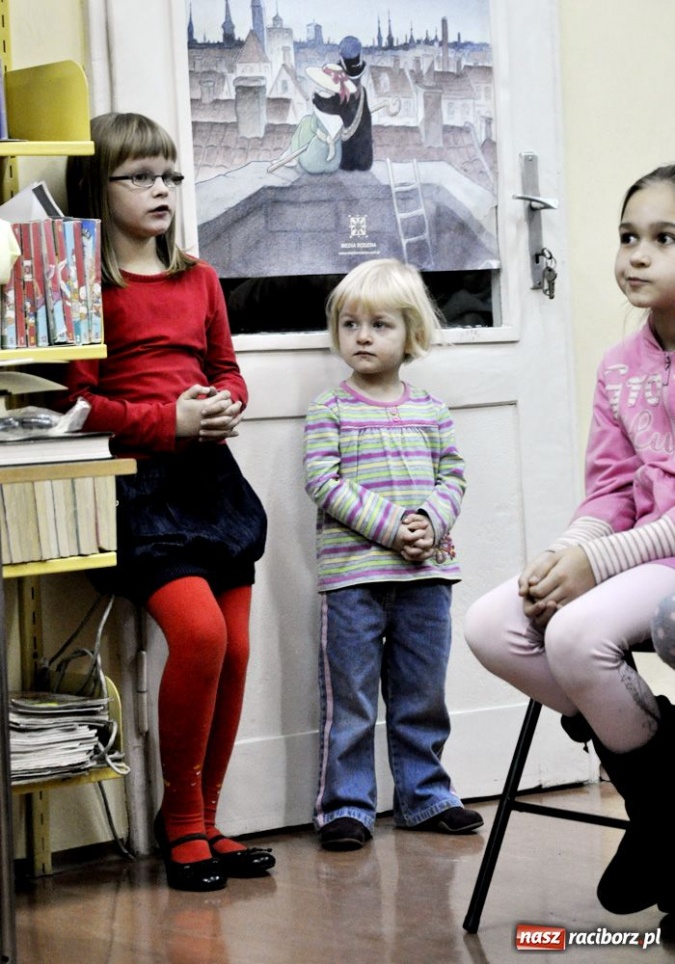 Zdjęcie w galerii na portalu naszraciborz.pl: Skrzaty, strzygi, czarodzieje czyli... wiadomości z regionu