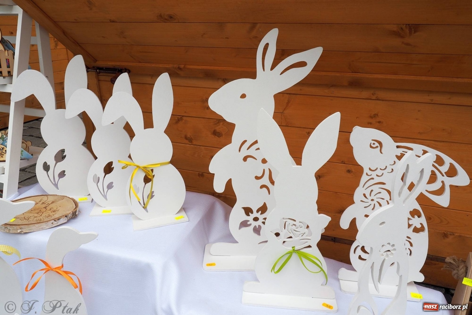 Zdjęcie w galerii na portalu naszraciborz.pl: Pod dobrym aniołem. Wielkanocne inspiracje na jarmarku w Raciborzu wiadomości z regionu