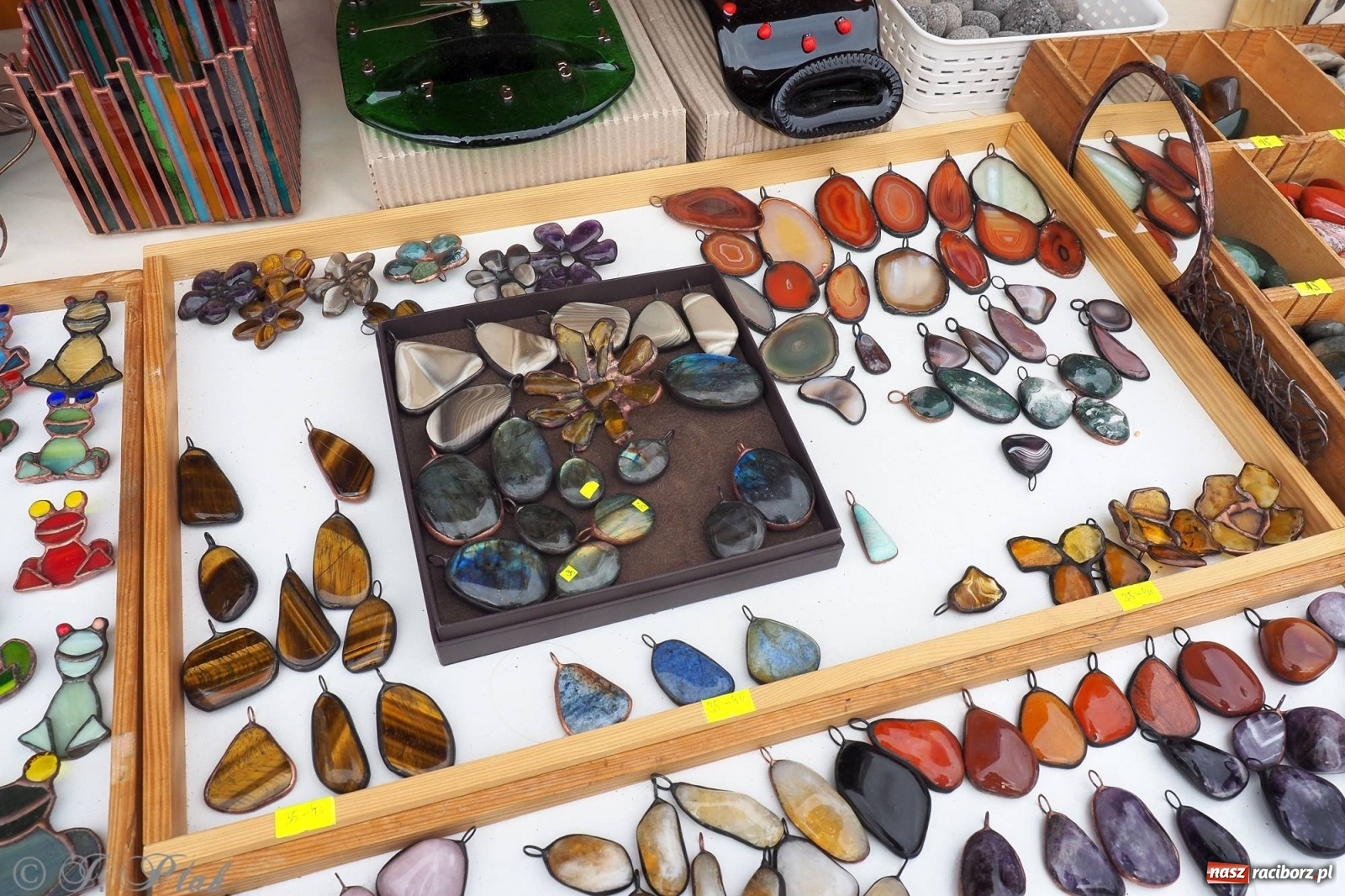 Zdjęcie w galerii na portalu naszraciborz.pl: Pod dobrym aniołem. Wielkanocne inspiracje na jarmarku w Raciborzu wiadomości z regionu