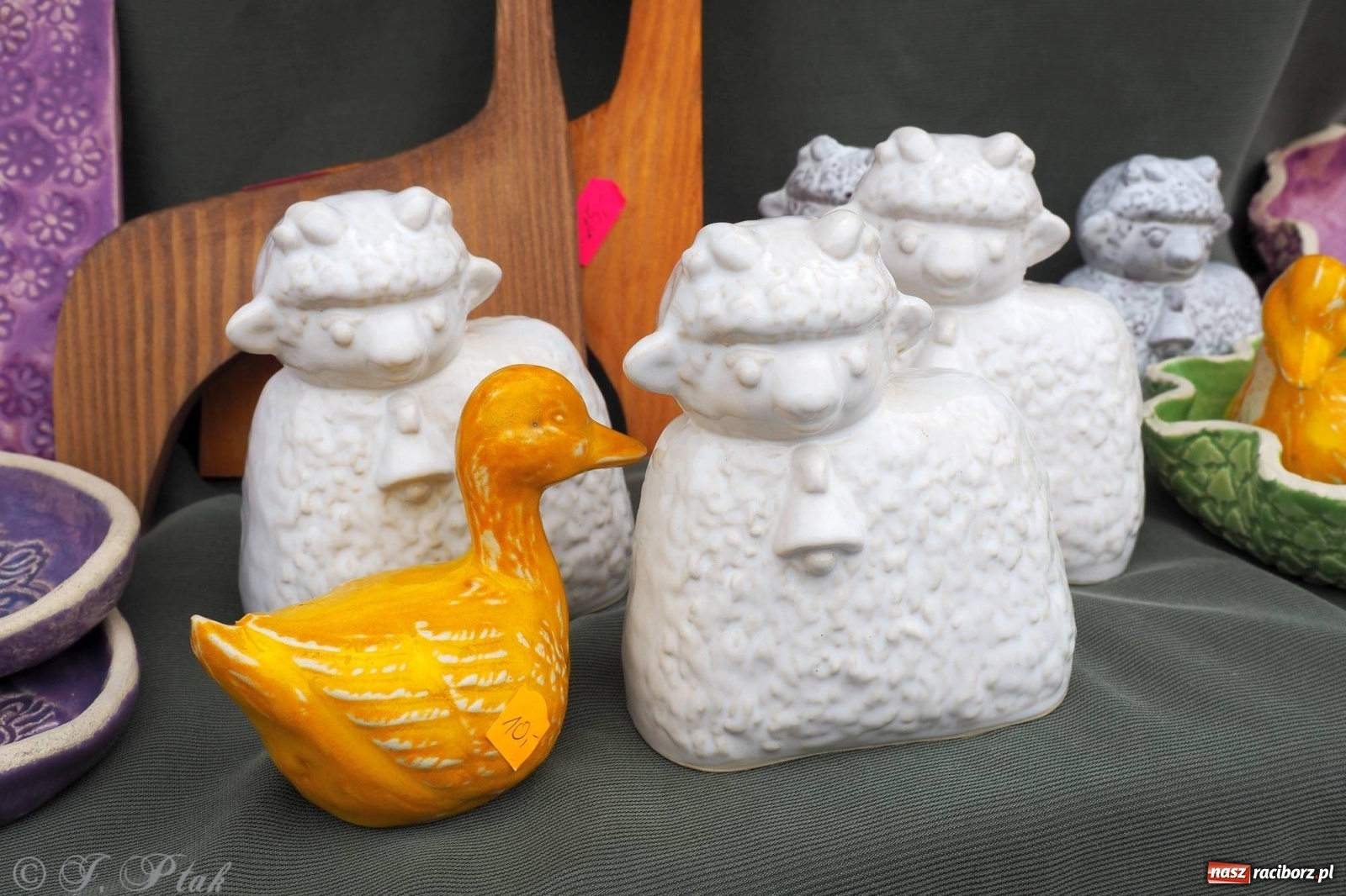 Zdjęcie w galerii na portalu naszraciborz.pl: Pod dobrym aniołem. Wielkanocne inspiracje na jarmarku w Raciborzu wiadomości z regionu