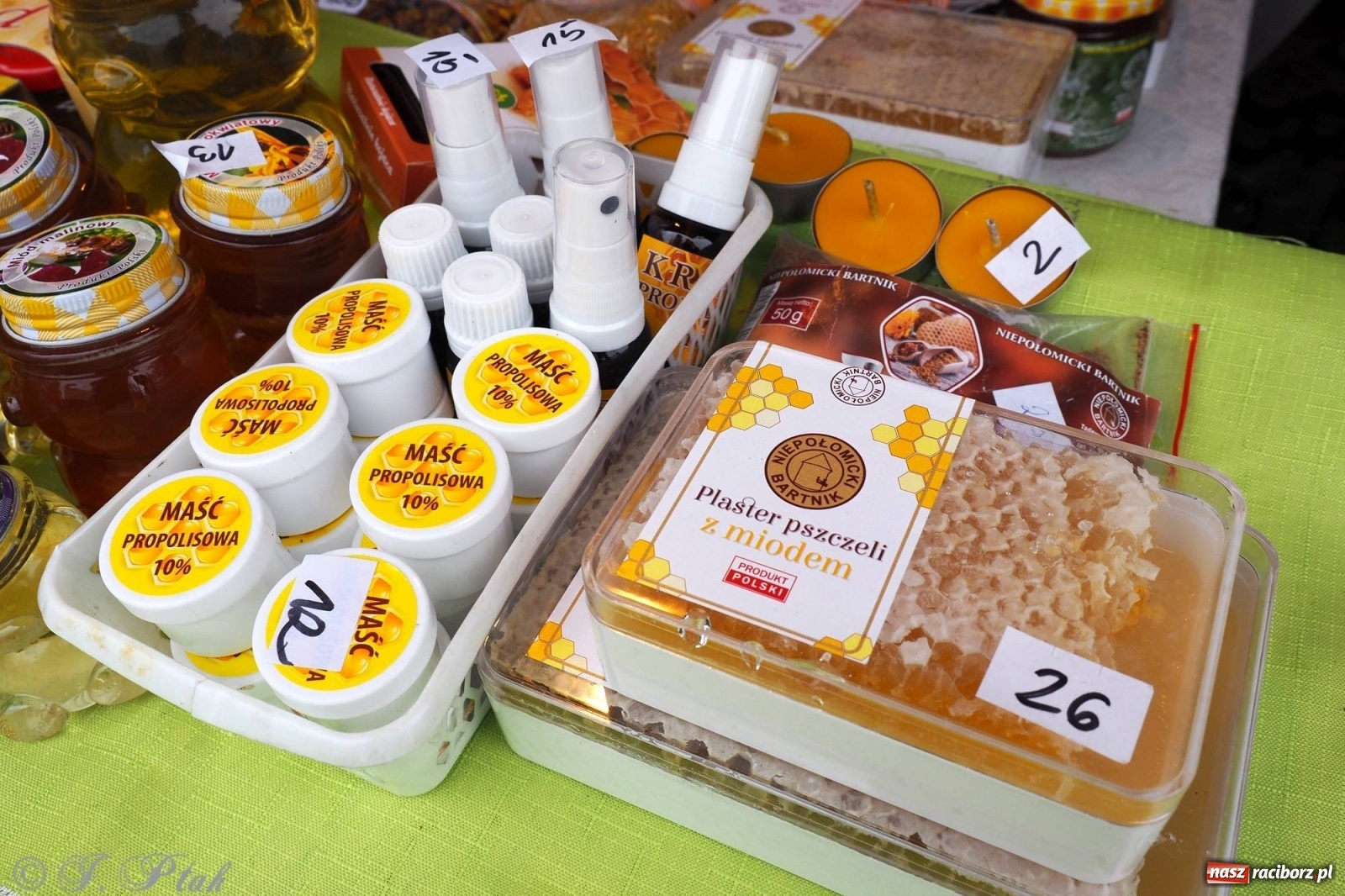 Zdjęcie w galerii na portalu naszraciborz.pl: Pod dobrym aniołem. Wielkanocne inspiracje na jarmarku w Raciborzu wiadomości z regionu