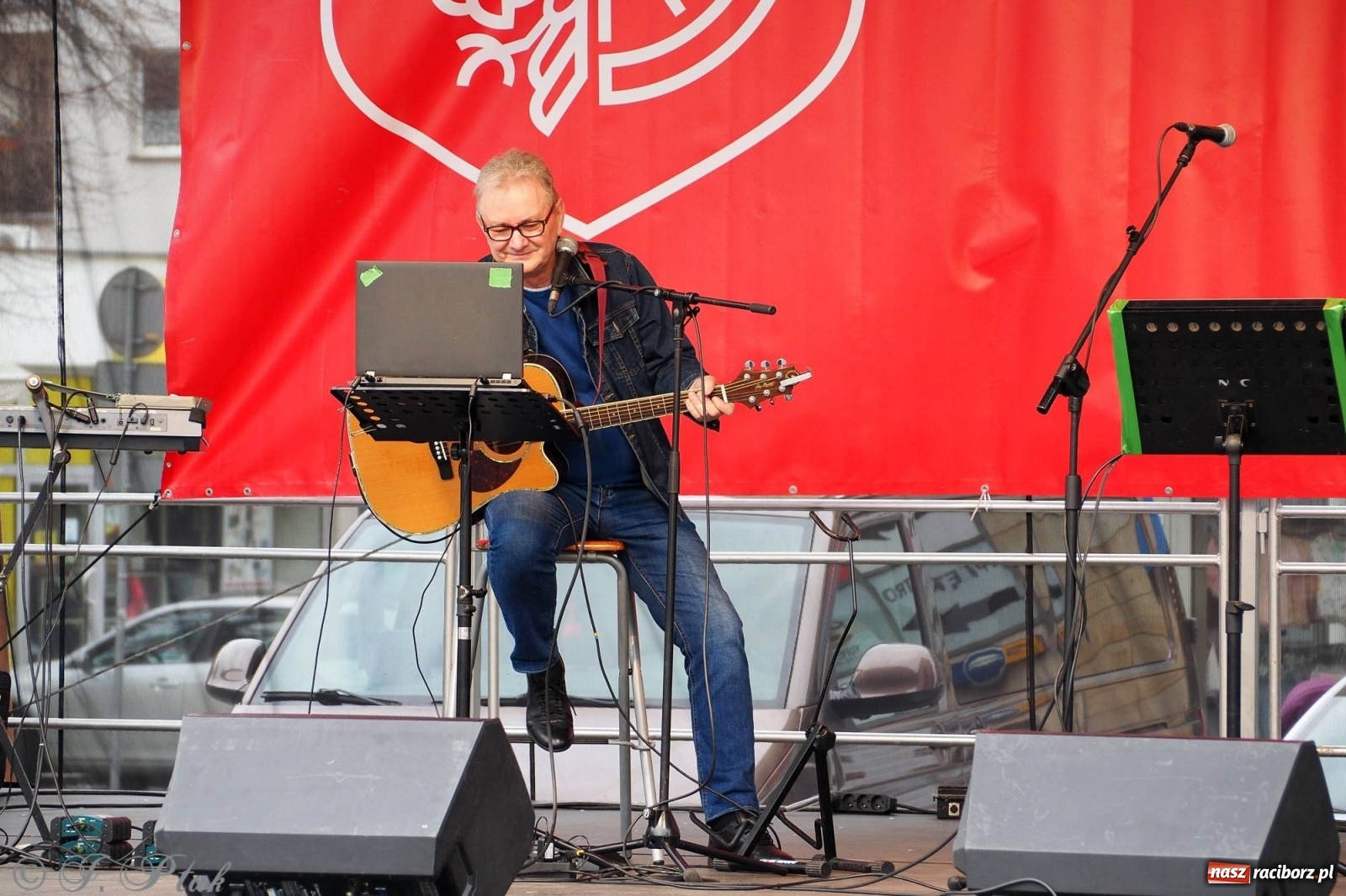 Zdjęcie w galerii na portalu naszraciborz.pl: Pod dobrym aniołem. Wielkanocne inspiracje na jarmarku w Raciborzu wiadomości z regionu