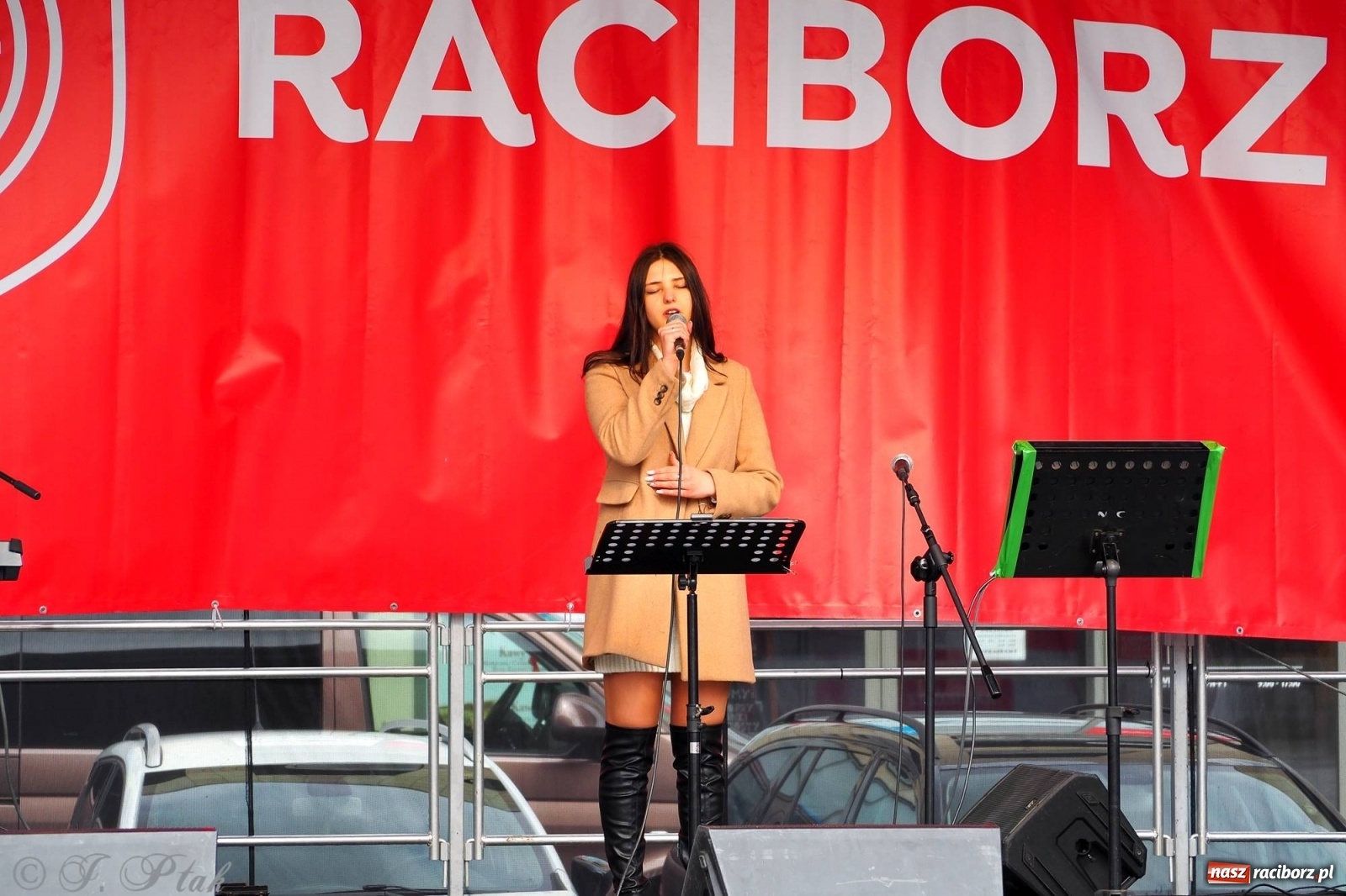 Zdjęcie w galerii na portalu naszraciborz.pl: Pod dobrym aniołem. Wielkanocne inspiracje na jarmarku w Raciborzu wiadomości z regionu