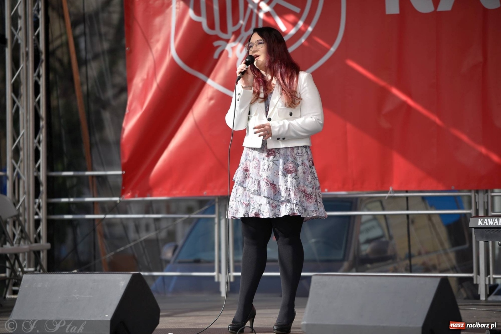 Zdjęcie w galerii na portalu naszraciborz.pl: Muzyczno-taneczne popołudnie na raciborskim Rynku wiadomości z regionu