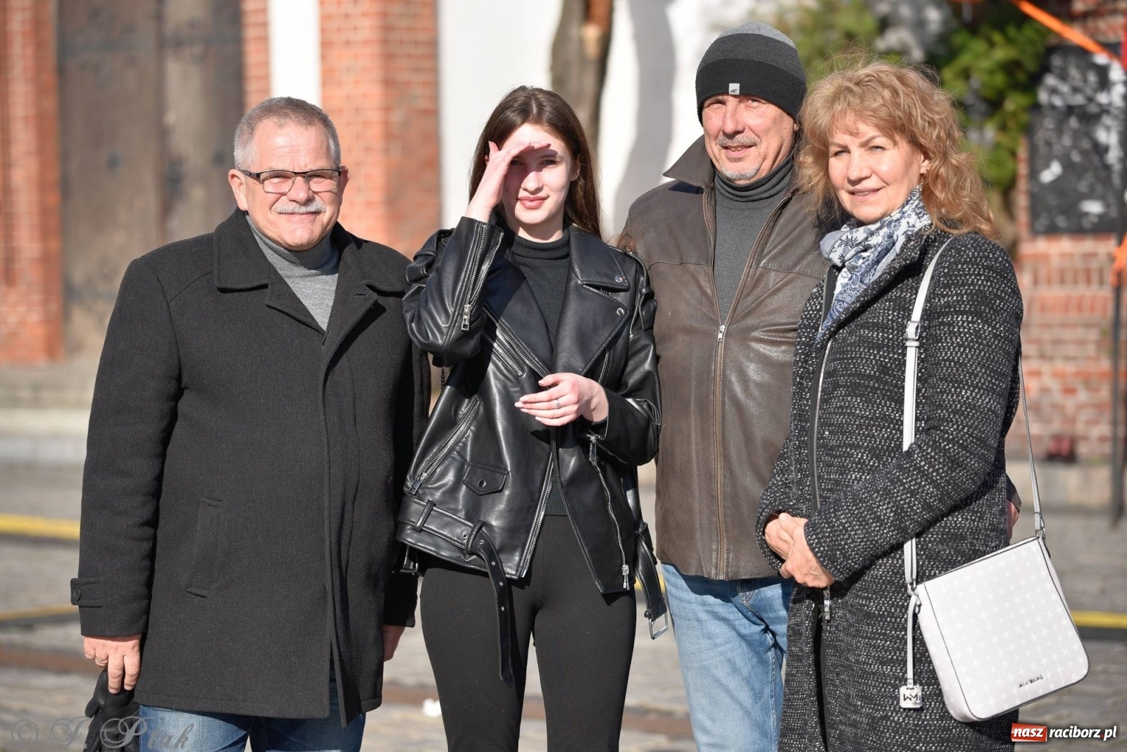 Zdjęcie w galerii na portalu naszraciborz.pl: Muzyczno-taneczne popołudnie na raciborskim Rynku wiadomości z regionu