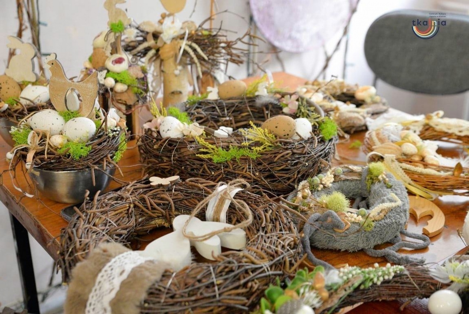 Zdjęcie w galerii na portalu naszraciborz.pl: Kartka z Tkalni w Kietrzu. Nowa formuła wielkanocnego kiermaszu wiadomości z regionu