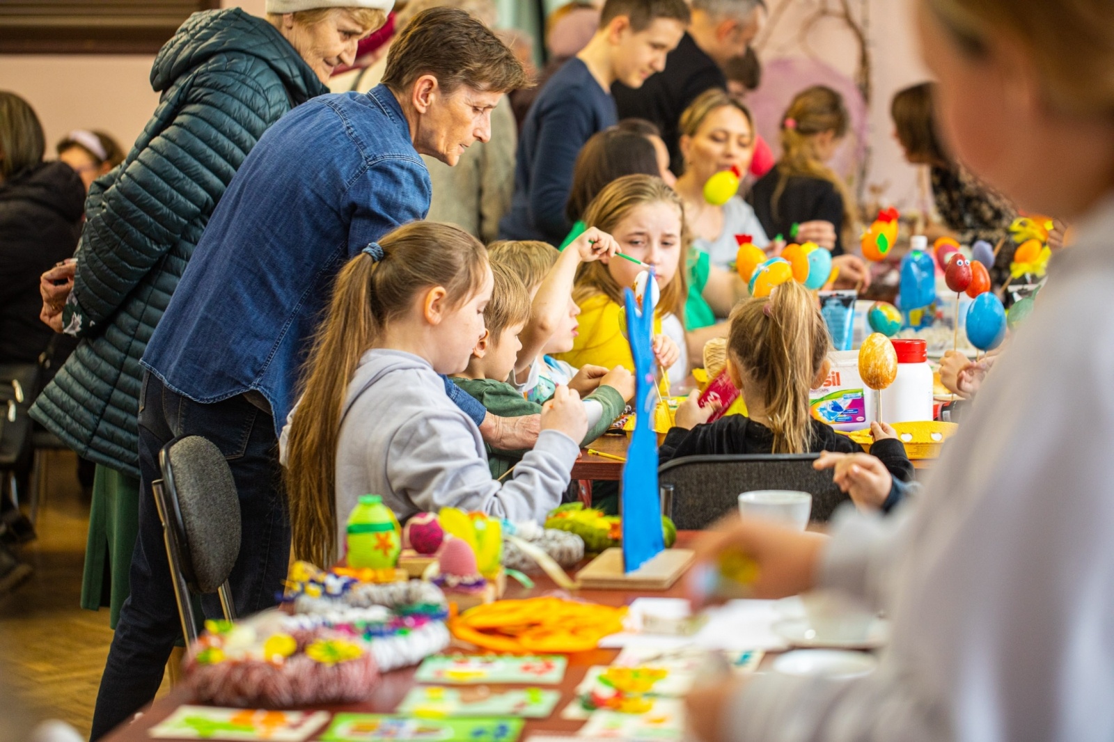 Zdjęcie w galerii na portalu naszraciborz.pl: Kartka z Tkalni w Kietrzu. Nowa formuła wielkanocnego kiermaszu wiadomości z regionu