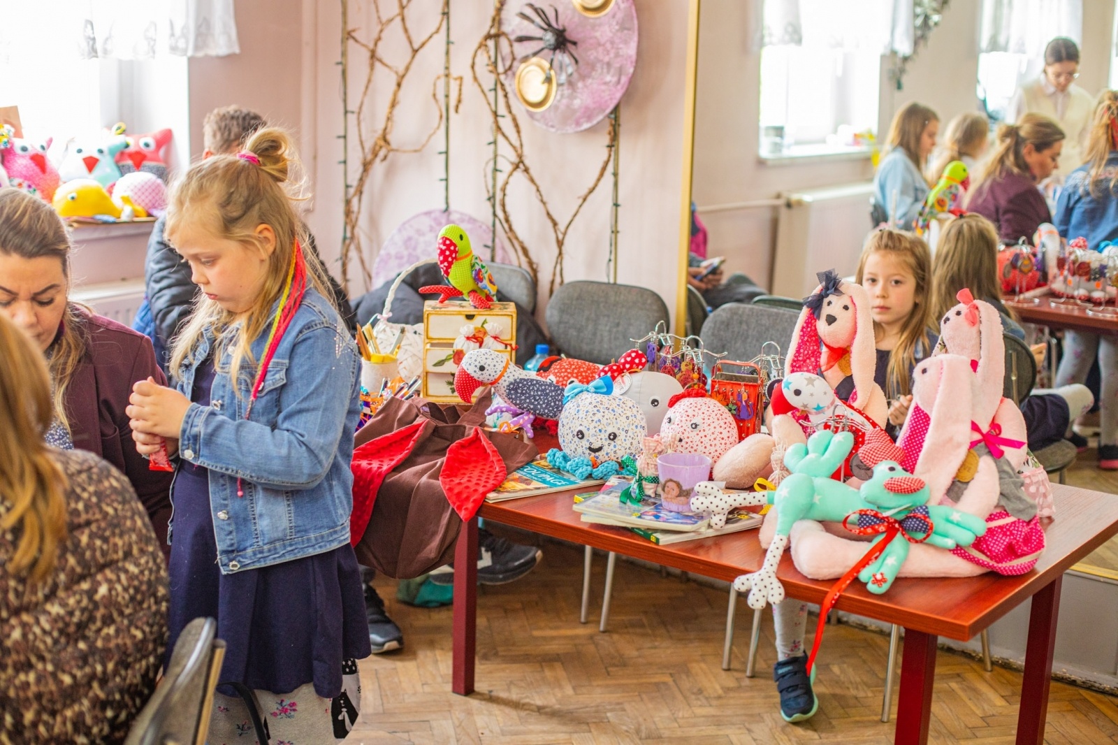 Zdjęcie w galerii na portalu naszraciborz.pl: Kartka z Tkalni w Kietrzu. Nowa formuła wielkanocnego kiermaszu wiadomości z regionu