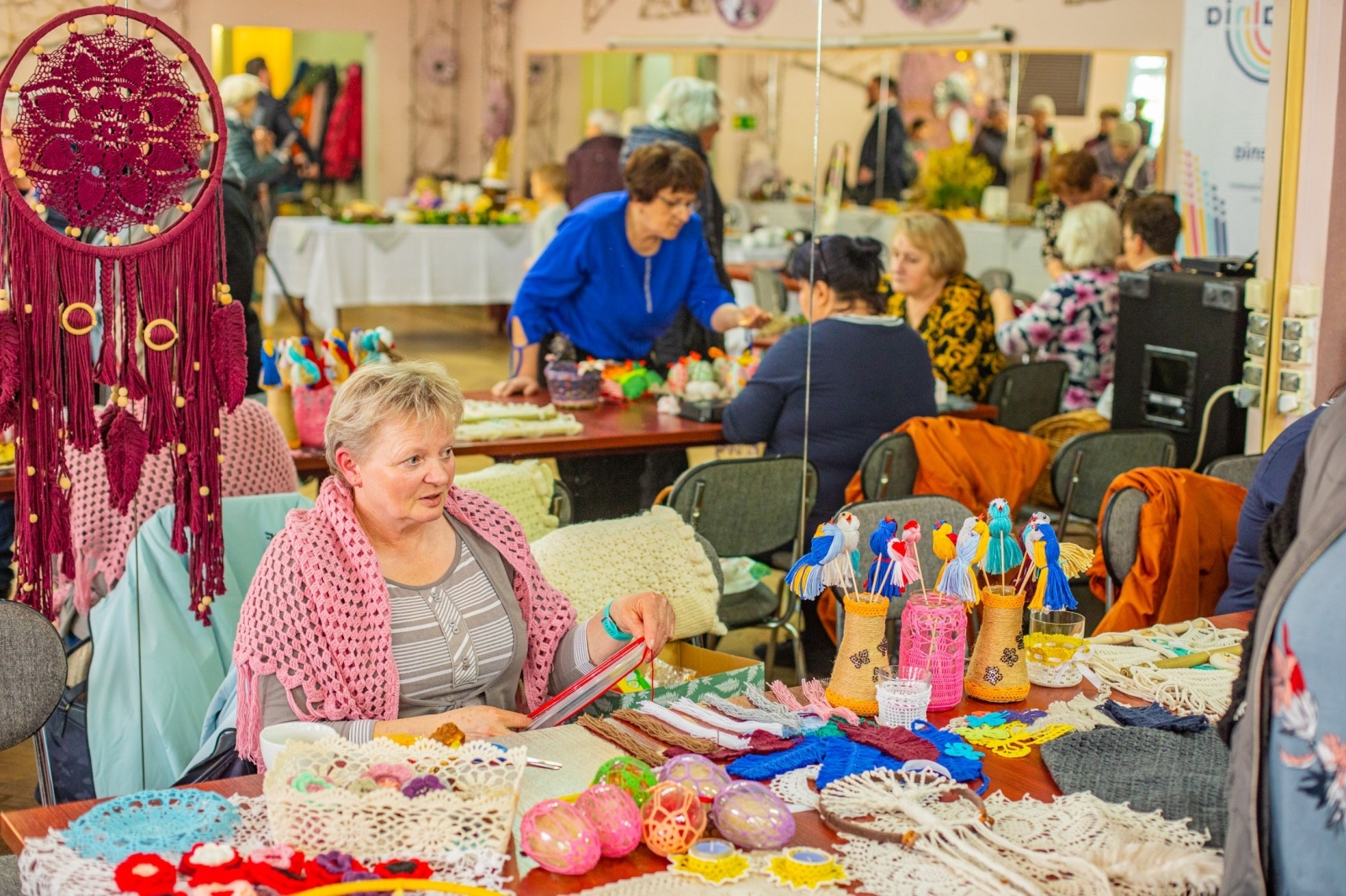 Zdjęcie w galerii na portalu naszraciborz.pl: Kartka z Tkalni w Kietrzu. Nowa formuła wielkanocnego kiermaszu wiadomości z regionu