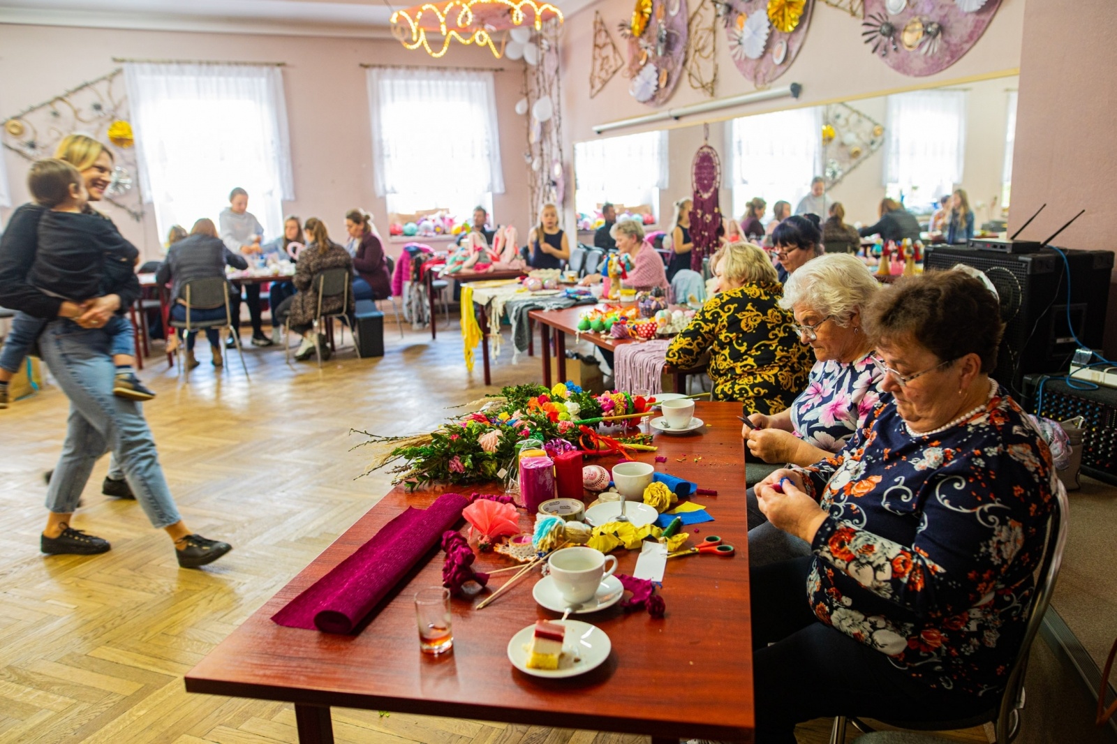 Zdjęcie w galerii na portalu naszraciborz.pl: Kartka z Tkalni w Kietrzu. Nowa formuła wielkanocnego kiermaszu wiadomości z regionu