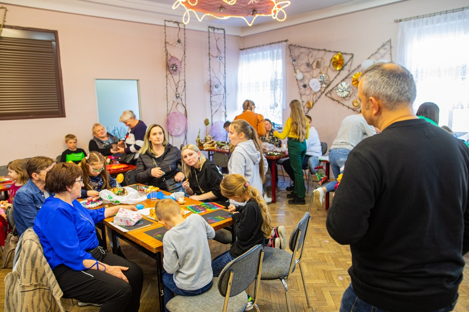 Zdjęcie w galerii na portalu naszraciborz.pl: Kartka z Tkalni w Kietrzu. Nowa formuła wielkanocnego kiermaszu wiadomości z regionu