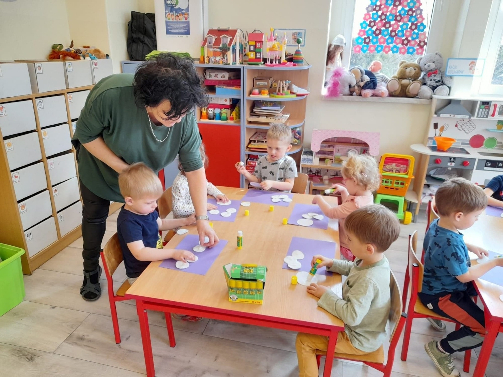 Zdjęcie w galerii na portalu naszraciborz.pl: Współpraca przedszkola z biblioteką rozkwita wiadomości z regionu