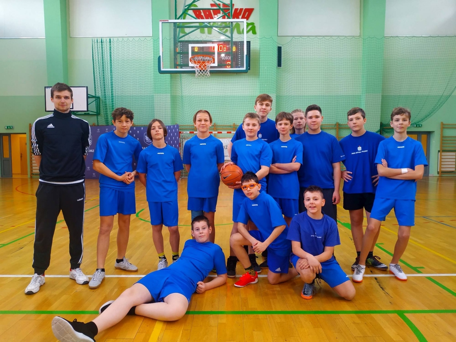 Zdjęcie w galerii na portalu naszraciborz.pl: Poznaliśmy najlepsze drużyny koszykarskie w rejonie wiadomości z regionu