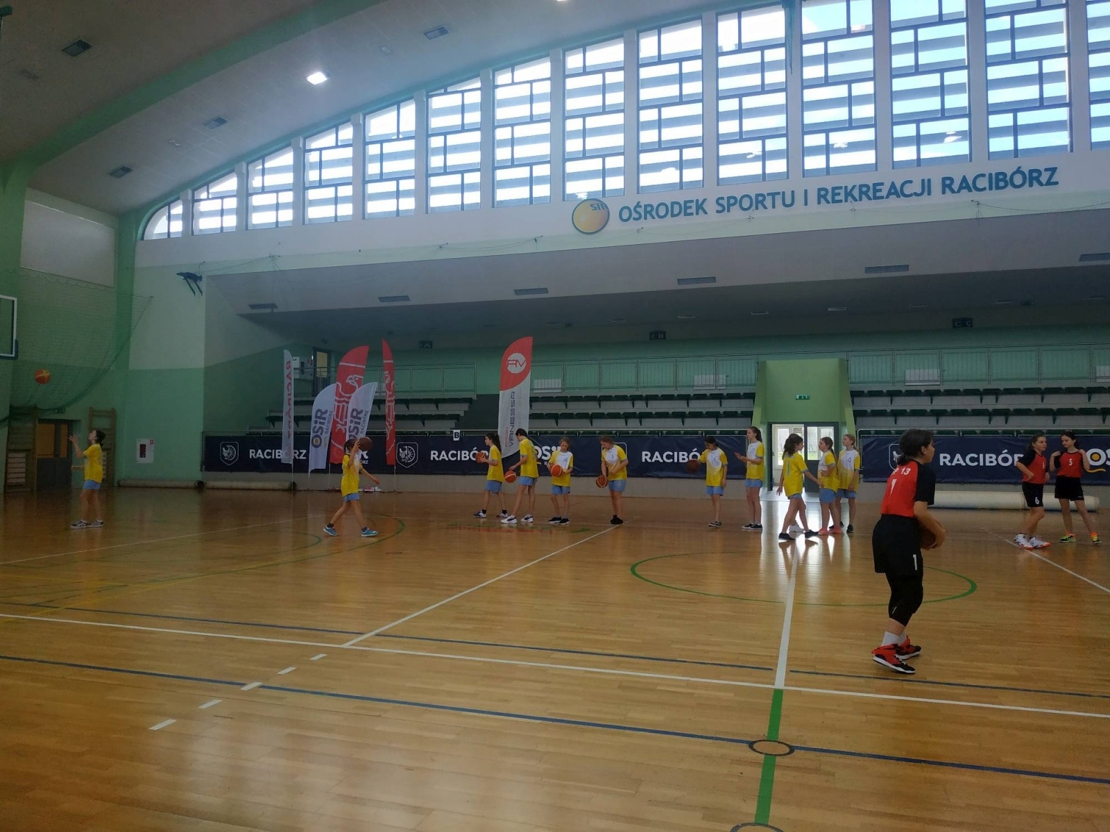 Zdjęcie w galerii na portalu naszraciborz.pl: Poznaliśmy najlepsze drużyny koszykarskie w rejonie wiadomości z regionu