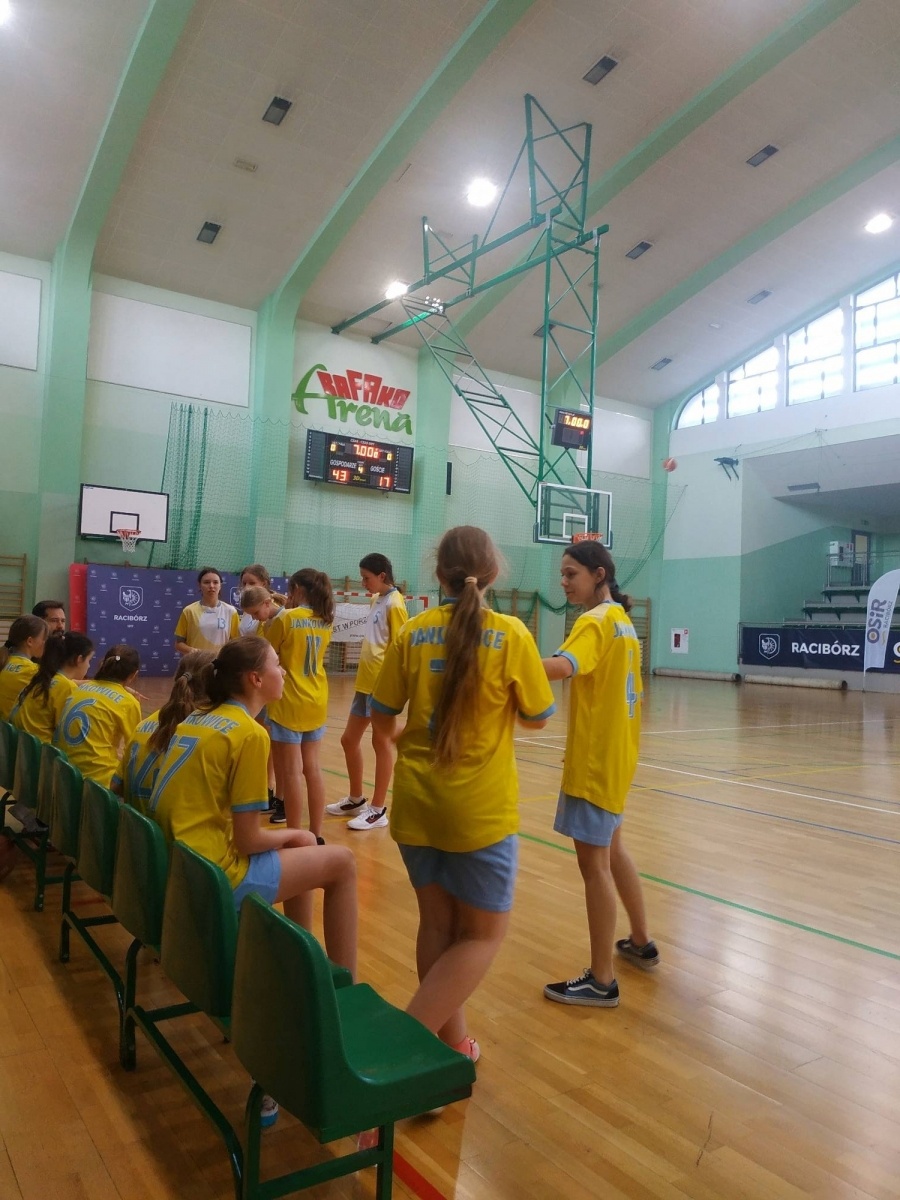 Zdjęcie w galerii na portalu naszraciborz.pl: Poznaliśmy najlepsze drużyny koszykarskie w rejonie wiadomości z regionu