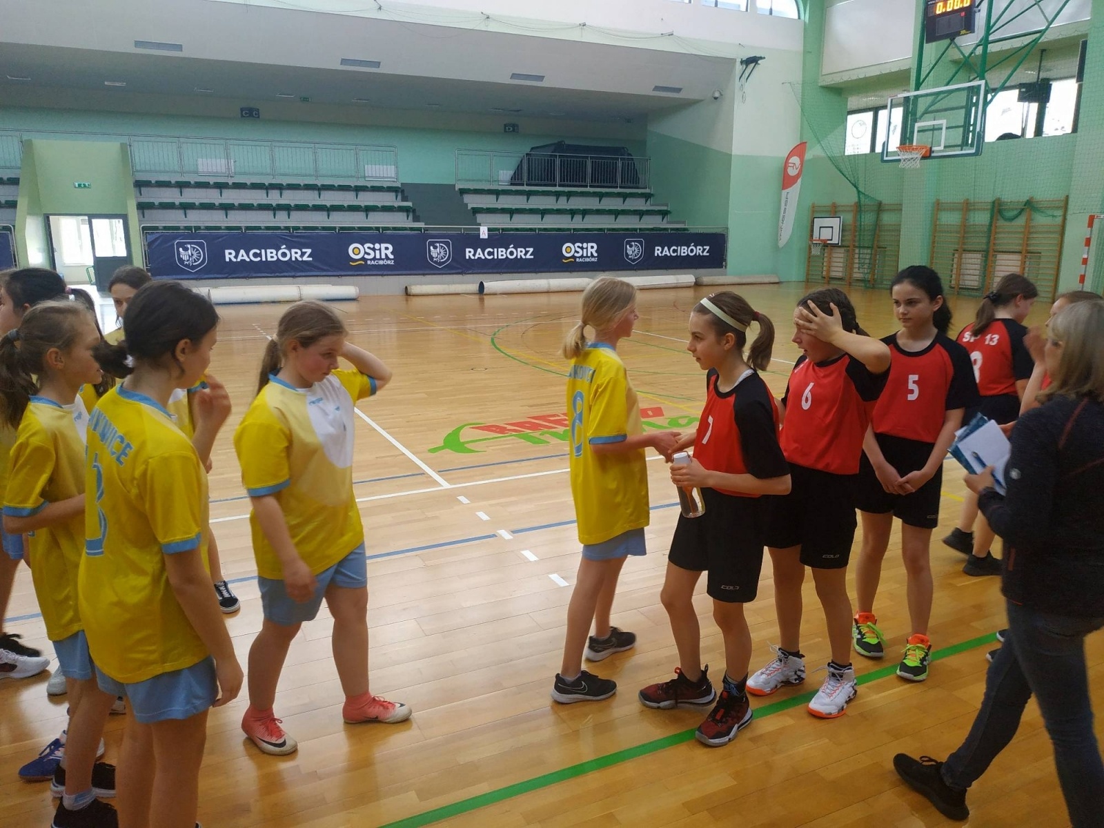 Zdjęcie w galerii na portalu naszraciborz.pl: Poznaliśmy najlepsze drużyny koszykarskie w rejonie wiadomości z regionu