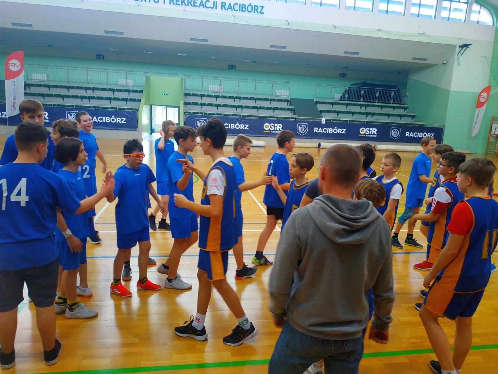 Zdjęcie w galerii na portalu naszraciborz.pl: Poznaliśmy najlepsze drużyny koszykarskie w rejonie wiadomości z regionu