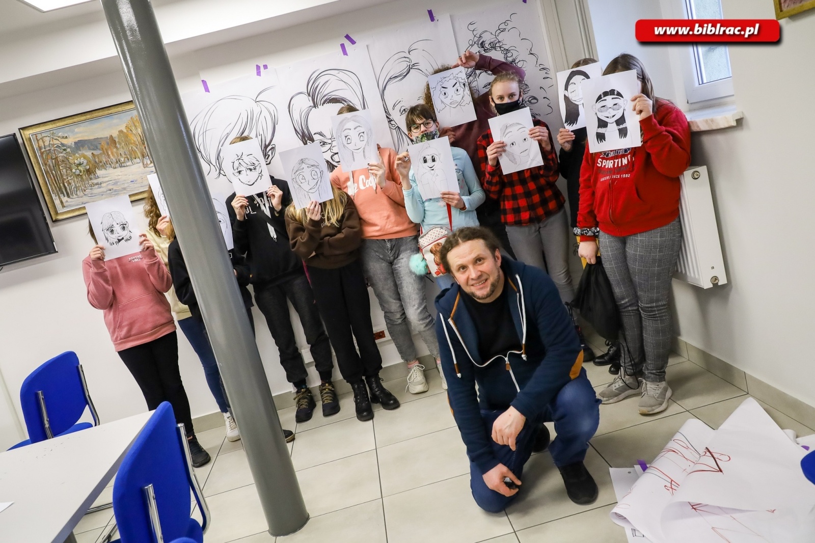 Zdjęcie w galerii na portalu naszraciborz.pl: W bibliotece odbędą się warsztaty tworzenia ilustracji z Szymonem Telukiem wiadomości z regionu