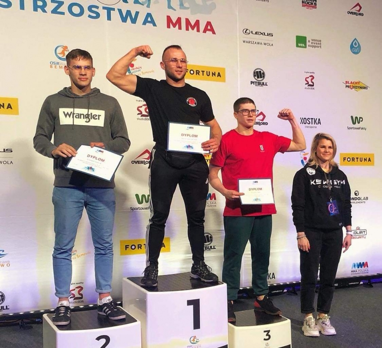 Zdjęcie w galerii na portalu naszraciborz.pl: Raciborzanin z brązem na mistrzostwach Polski MMA wiadomości z regionu