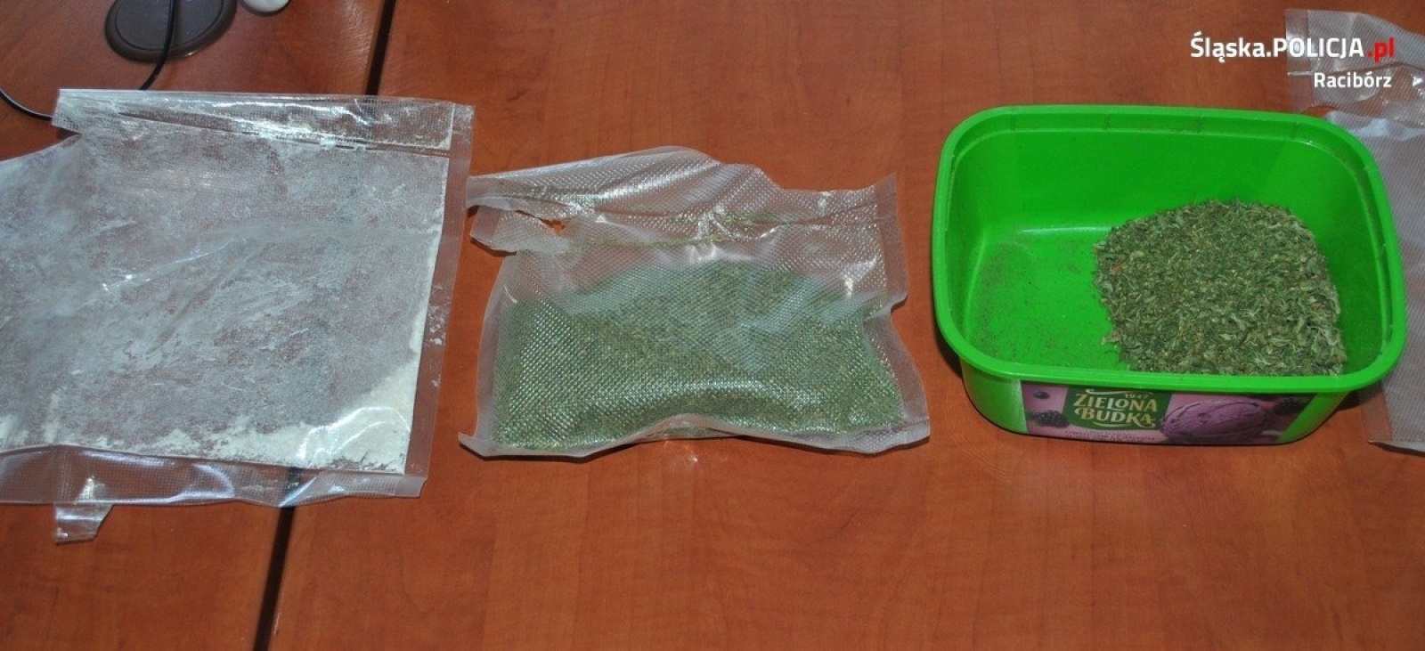 Zdjęcie w galerii na portalu naszraciborz.pl: Dwie osoby zatrzymane pod zarzutem posiadania dużej ilości narkotyków wiadomości z regionu
