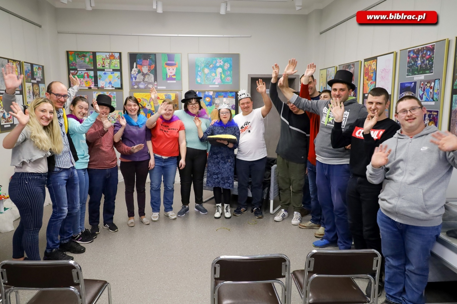 Zdjęcie w galerii na portalu naszraciborz.pl: Biblioteka bez barier zakończyła warsztaty teatralne wiadomości z regionu