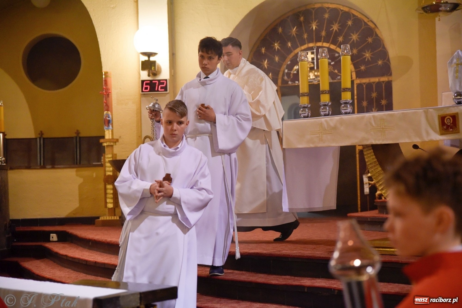 Zdjęcie w galerii na portalu naszraciborz.pl: Wielki Czwartek w raciborskim okrąglaku. Diecezja opolska wkracza w jubileusz 50-lecia wiadomości z regionu