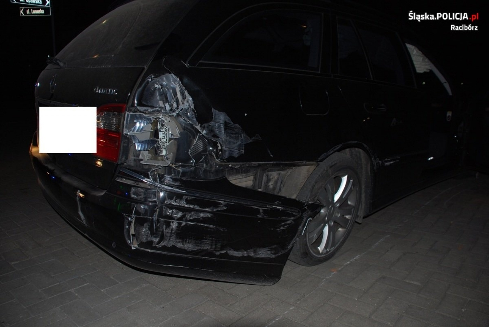 Zdjęcie w galerii na portalu naszraciborz.pl: Policyjny pościg ulicami Raciborza. Uciekinier wpadł przy Lwowskiej wiadomości z regionu