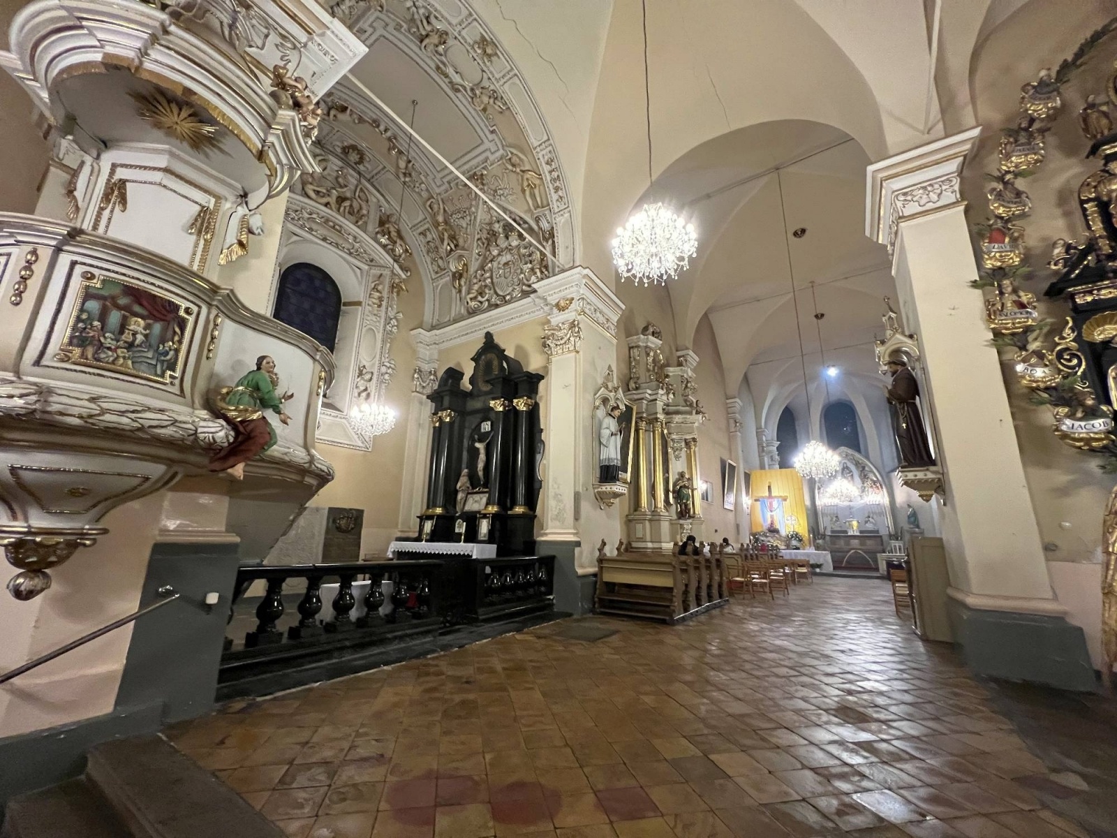 Zdjęcie w galerii na portalu naszraciborz.pl: Groby Pańskie w raciborskich parafiach [FOTO] wiadomości z regionu