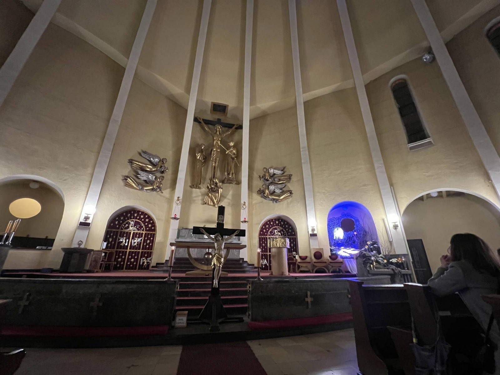 Zdjęcie w galerii na portalu naszraciborz.pl: Groby Pańskie w raciborskich parafiach [FOTO] wiadomości z regionu