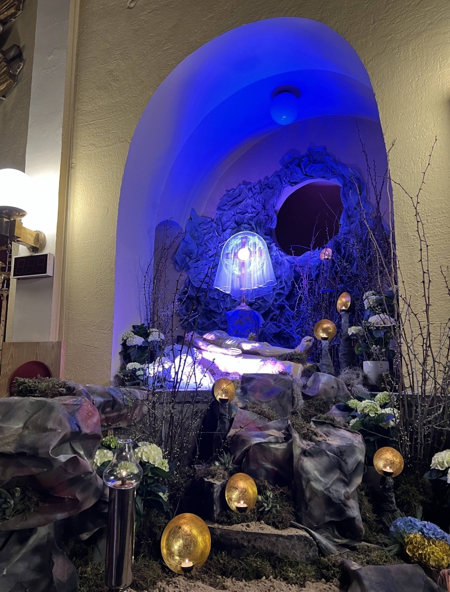 Zdjęcie w galerii na portalu naszraciborz.pl: Groby Pańskie w raciborskich parafiach [FOTO] wiadomości z regionu