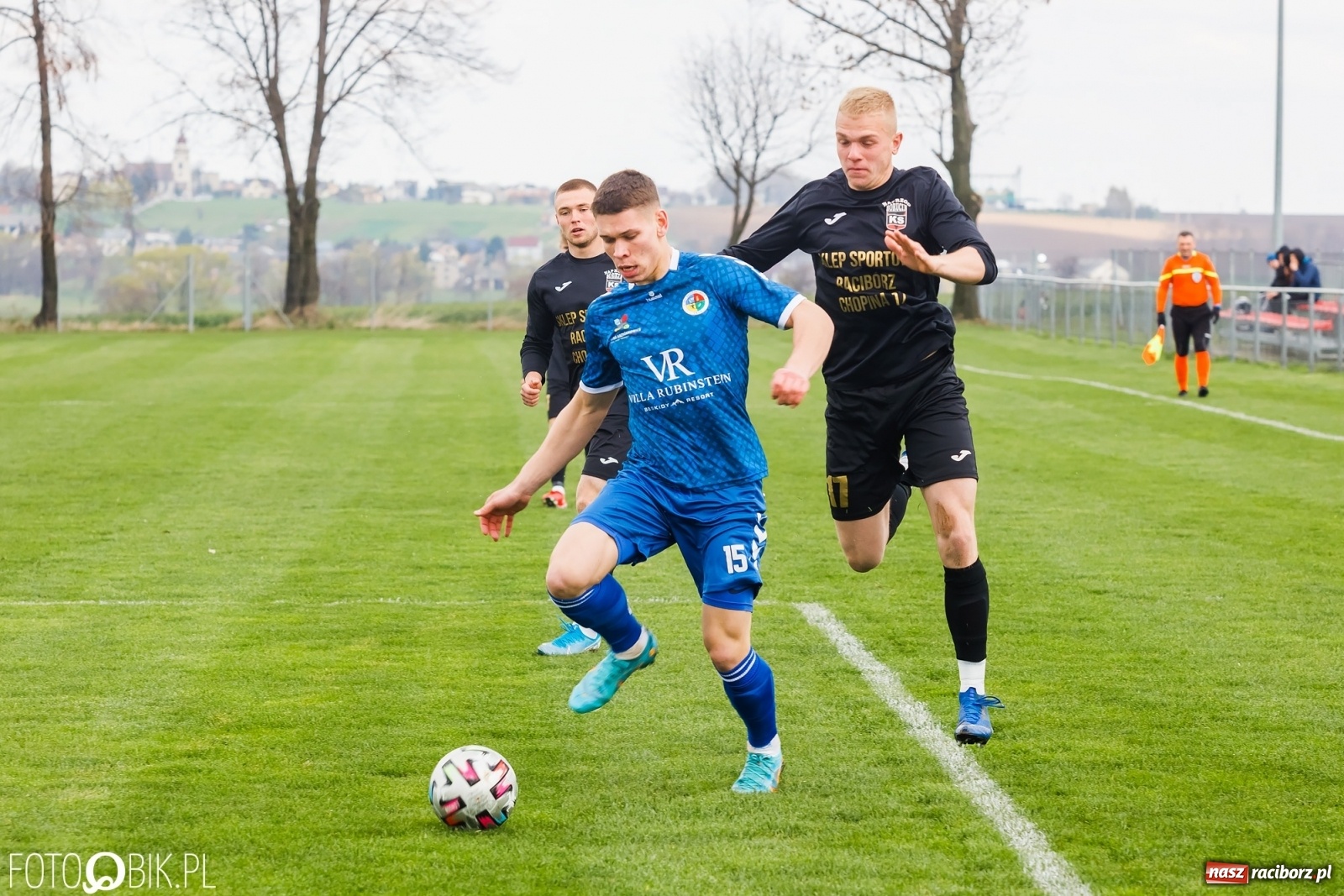 Zdjęcie w galerii na portalu naszraciborz.pl: Wielka Sobota Krzyżanowic. Naprzód na kolanach [FOTO] wiadomości z regionu