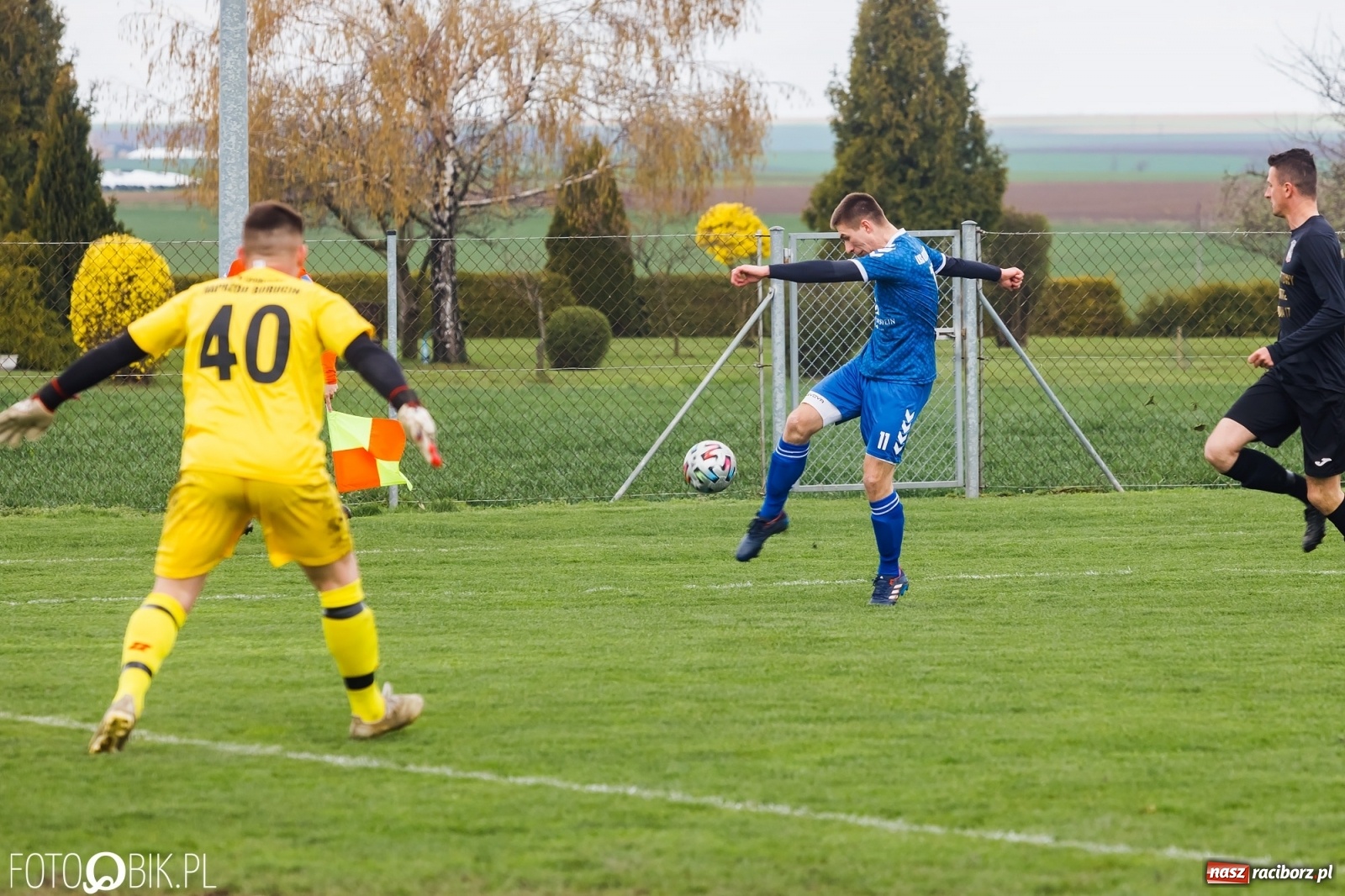 Zdjęcie w galerii na portalu naszraciborz.pl: Wielka Sobota Krzyżanowic. Naprzód na kolanach [FOTO] wiadomości z regionu
