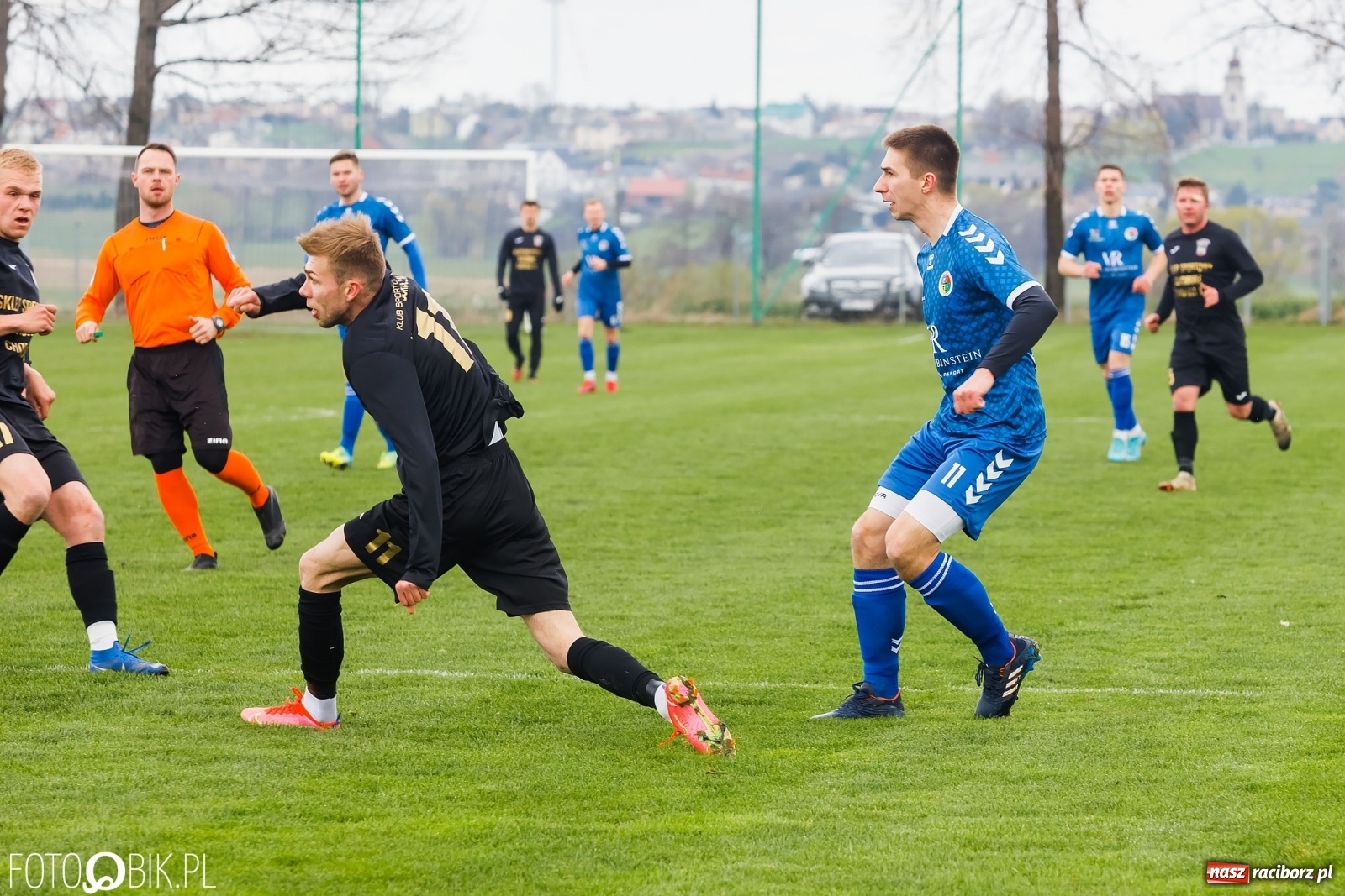 Zdjęcie w galerii na portalu naszraciborz.pl: Wielka Sobota Krzyżanowic. Naprzód na kolanach [FOTO] wiadomości z regionu