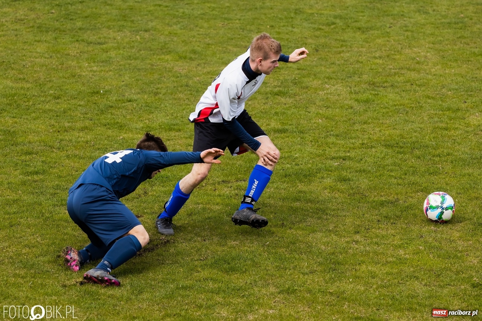 Zdjęcie w galerii na portalu naszraciborz.pl: Lokomotywa z Tuwima wróciła na właściwe tory [FOTO] wiadomości z regionu