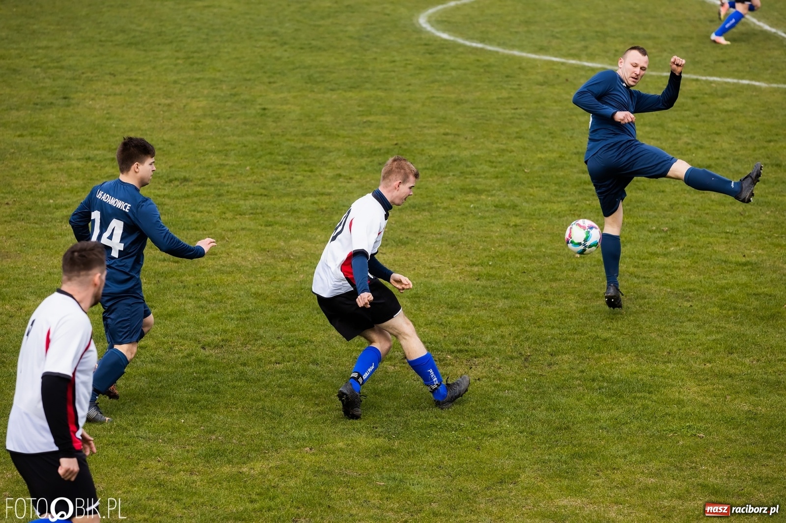 Zdjęcie w galerii na portalu naszraciborz.pl: Lokomotywa z Tuwima wróciła na właściwe tory [FOTO] wiadomości z regionu
