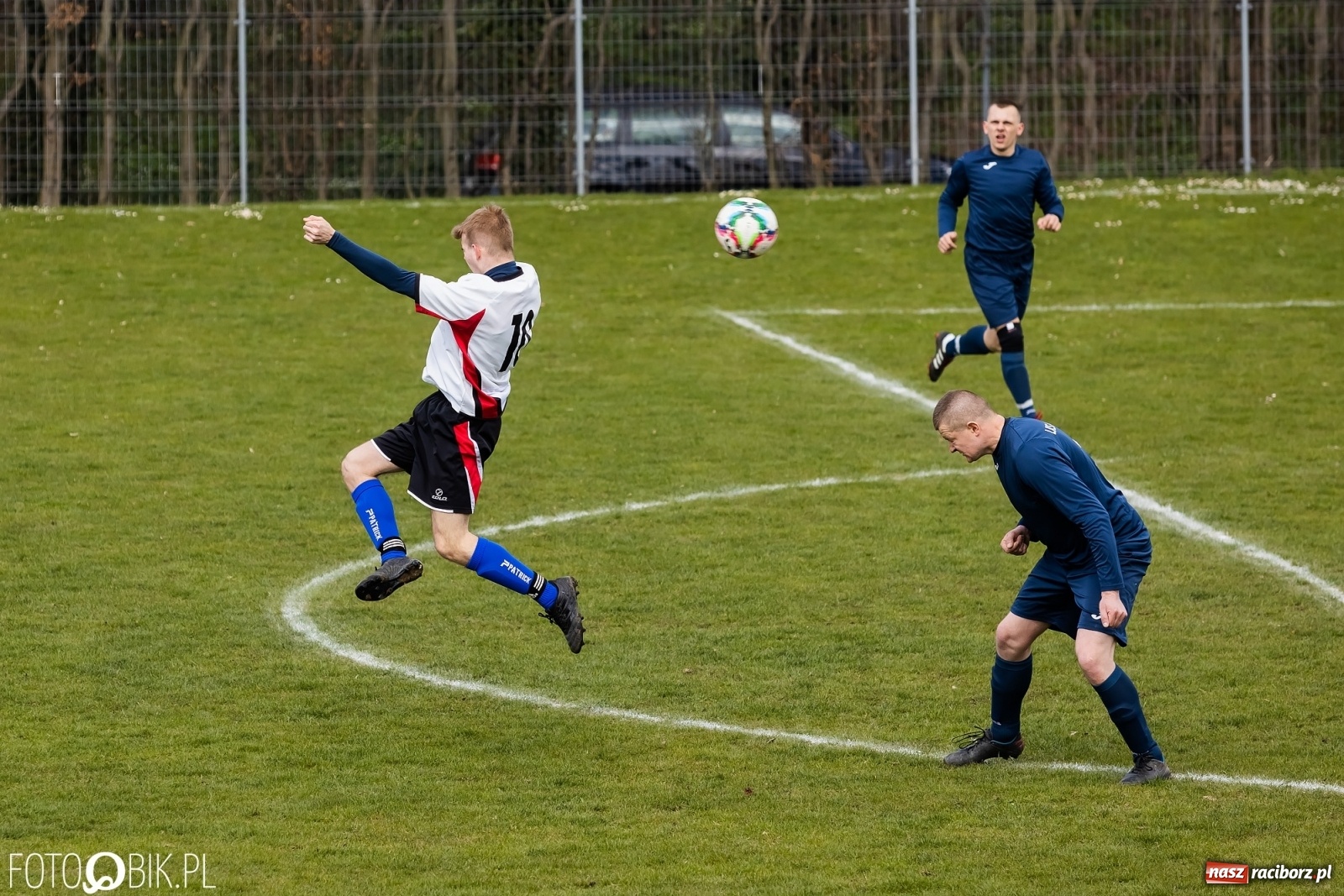 Zdjęcie w galerii na portalu naszraciborz.pl: Lokomotywa z Tuwima wróciła na właściwe tory [FOTO] wiadomości z regionu