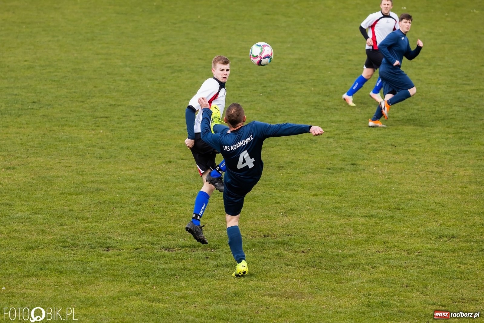 Zdjęcie w galerii na portalu naszraciborz.pl: Lokomotywa z Tuwima wróciła na właściwe tory [FOTO] wiadomości z regionu